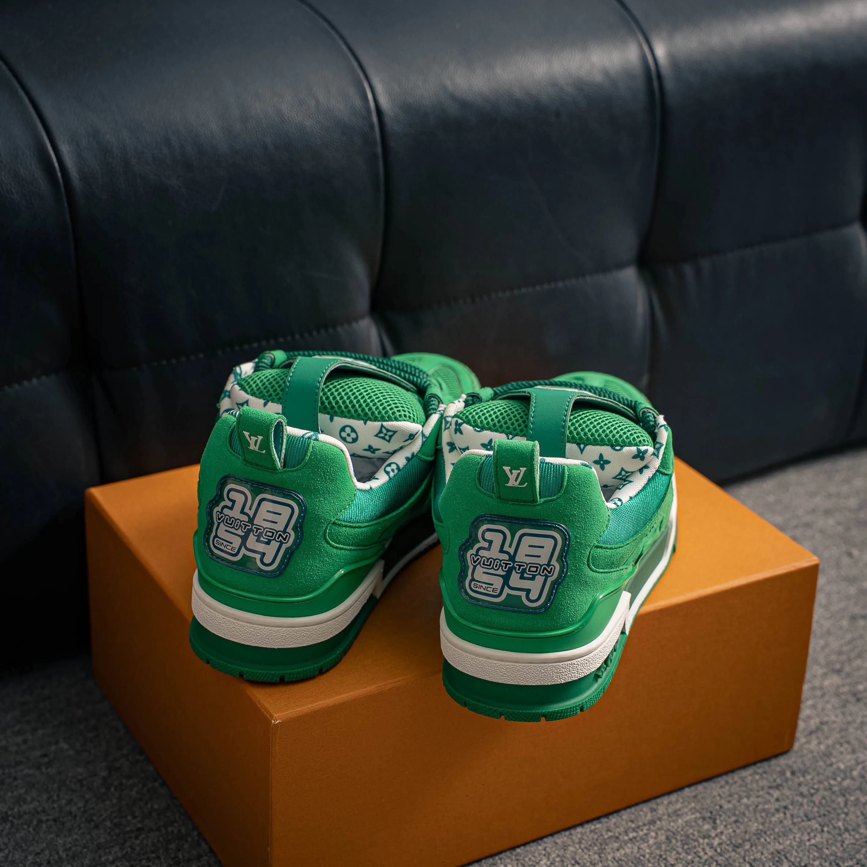 # LV- - trainer 2026 New Arrival 1：1 ！！ Shoes Cowhide Leather ， LOGO ， ➕Breathable ， 。